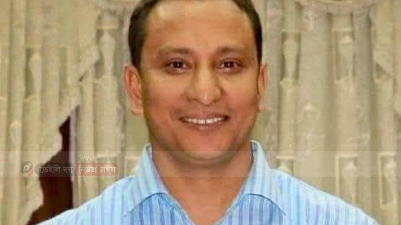 গাইবান্ধা সদর ২ আসনের, সাবেক হুইপ গিনির এপিএস বিদ্যুৎ গ্রেফতার, এলাকাবাসীর স্বস্তি আনন্দে মিষ্টি বিতারণ। 