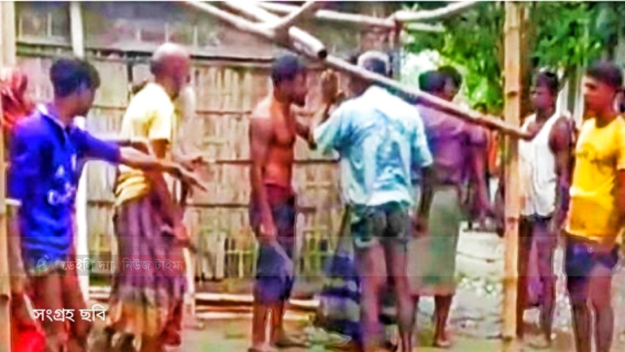 গাইবান্ধার সুন্দরগঞ্জ উপজেলায় জমি সংক্রান্ত বিরোধের জেরে মনজিল হক নামে এক বৃদ্ধ নিহত হয়েছেন।