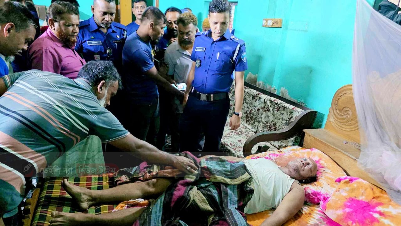 ওয়ার্কশপের বিশ্রাম কক্ষ থেকে মালিকের রক্তাক্ত মরদেহ উদ্ধার
