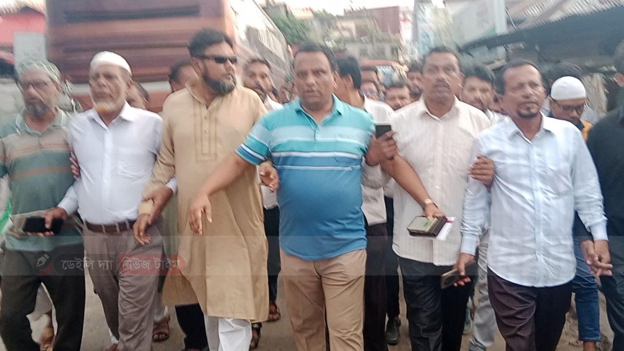 সাবেক কুমিল্লা ৯ নির্বাচনী এলাকা পুনর্বহালের দাবিতে জনসভা সফল করার লক্ষে লালমাইয়ে গণ মিছিল 