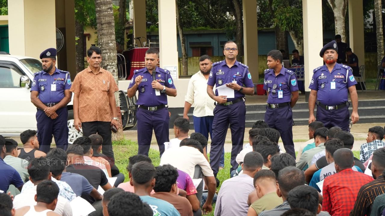 রাজবাড়ীতে ট্রেইনি রিক্রুট কনস্টেবল (টিআরসি) নিয়োগ-২০২৫ প্রথম দিনের ইভেন্ট অনুষ্ঠিত&rdquo;