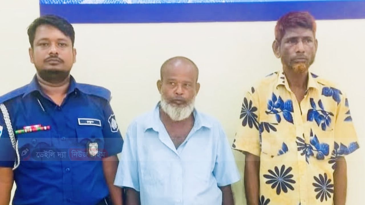বগুড়ায় শাহজাহানপুরে ২০ পিচ ট্যাপেন্টাডল ট্যাবলেটসহ শুকটু ও রাজ্জাক সরকার গ্রেফতার