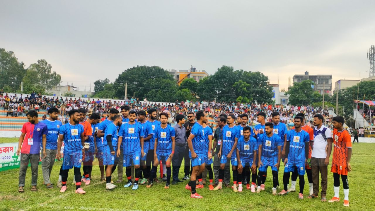 ডিসি ফুটবল ২৫ এ: অপ্রতিরোধ্য রায়গঞ্জ উপজেলা 