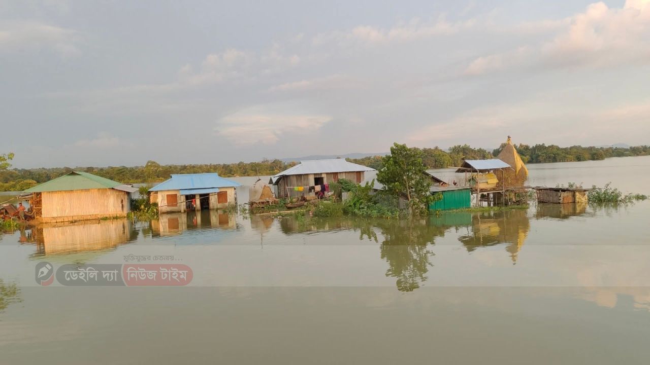 বাঘাইছড়িতে ভয়াবহ বন্যা, জনজীবন বিপর্যস্ত
