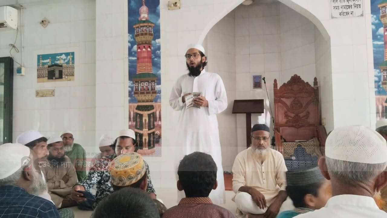 রাজবাড়ী ২ এনডিএম এর মহাসচিব মোমিনুল আমিনের প্রচারণা জুম্মার নামাজের পর