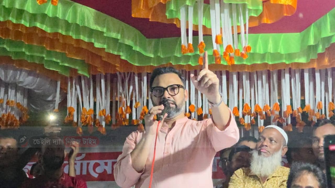 রাজবাড়ীর ঘুরে গেলেন বিএনপি কেন্দ্রীয় কমিটির ক্রীড়া বিষয়ক সম্পাদক ও ঢাকা মহানগর উত্তর বিএনপির আহ্বায়ক মো. আমিনুল হক।