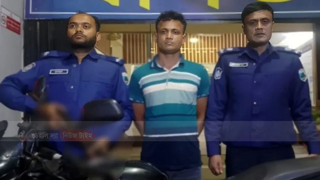 নাটোরের লালপুর থানা চত্বর থেকে চুরি হওয়া মোটরসাইকেলসহ চোর উদ্ধার