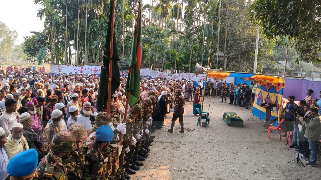 জাতিসংঘ মিশনে নিহত কুড়িগ্রামের  দুই সেনা সদস্যের দাফন সম্পন্ন