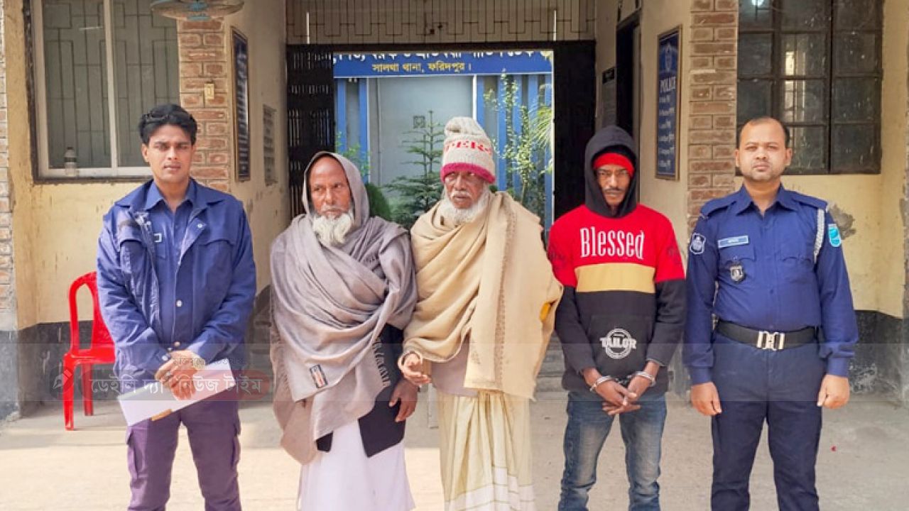 সালথায় অপারেশন ডেভিল হান্ট ফেজ-২ ইউনিয়ন আ.লীগের সভাপতিসহ আটক দুই