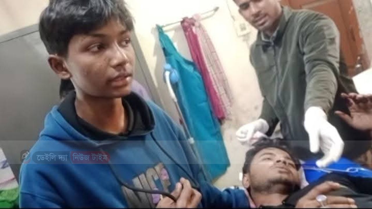 নলছিটি পৌর এলাকায় দু' পক্ষের মধ্যে মারামারি