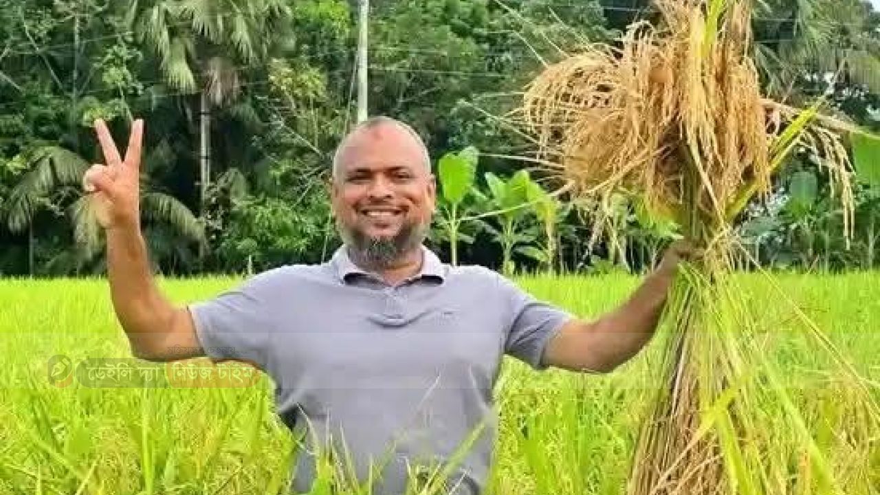 নড়াইল জেলা বিএনপির সাধারণ সম্পাদক মনিরুল ইসলামকে দলীয় নীতি, আদর্শ ও শৃংখলা ভঙ্গের কারনে বহিষ্কার করেছে।