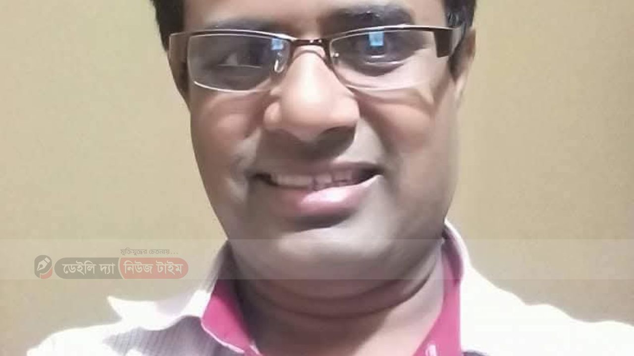 নলছিটি ওয়ার্ড আওয়ামী লীগের সভাপতি মুহাম্মদ মনিরুজ্জামান মুনির লাইভ( সাংবাদিক ) গ্রেফতার। 