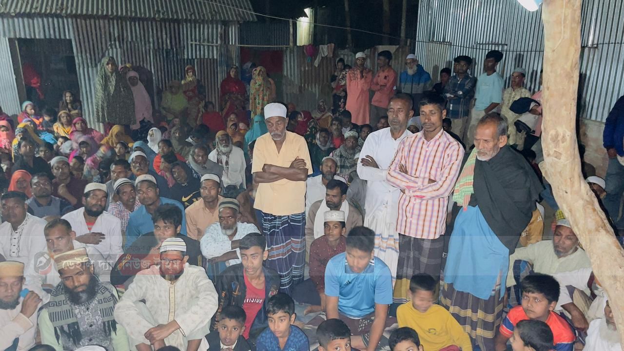 কুড়িগ্রামের রৌমারীতে ১৪ পরিবার ইসলাম ধর্মে প্রত্যাবর্তন
