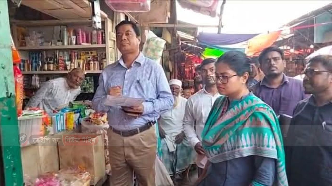 &lrm;মোংলায় ভ্রাম্যমাণ  আদালত কর্তৃক ৭ দোকানদারকে জরিমানা