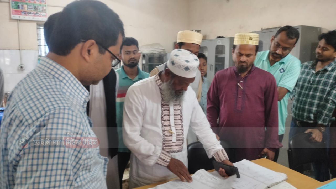 ভূরুঙ্গামারী সদর হাসপাতাল পরিদর্শনে করলেন এমপি আনোয়ারুল ইসলাম