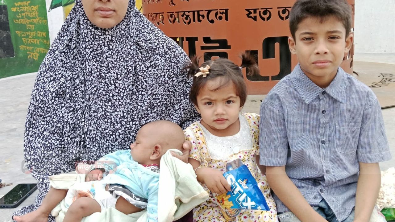 ঈদের আগে বাবার মুক্তির অপেক্ষায় তিন শিশু সন্তান ও স্ত্রী&mdash;সাদুল্লাপুরে &lsquo;ছাত্রলীগ ট্যাগে&rsquo; গ্রেপ্তার নাছিমের জামিনেও কাটেনি শঙ্কা