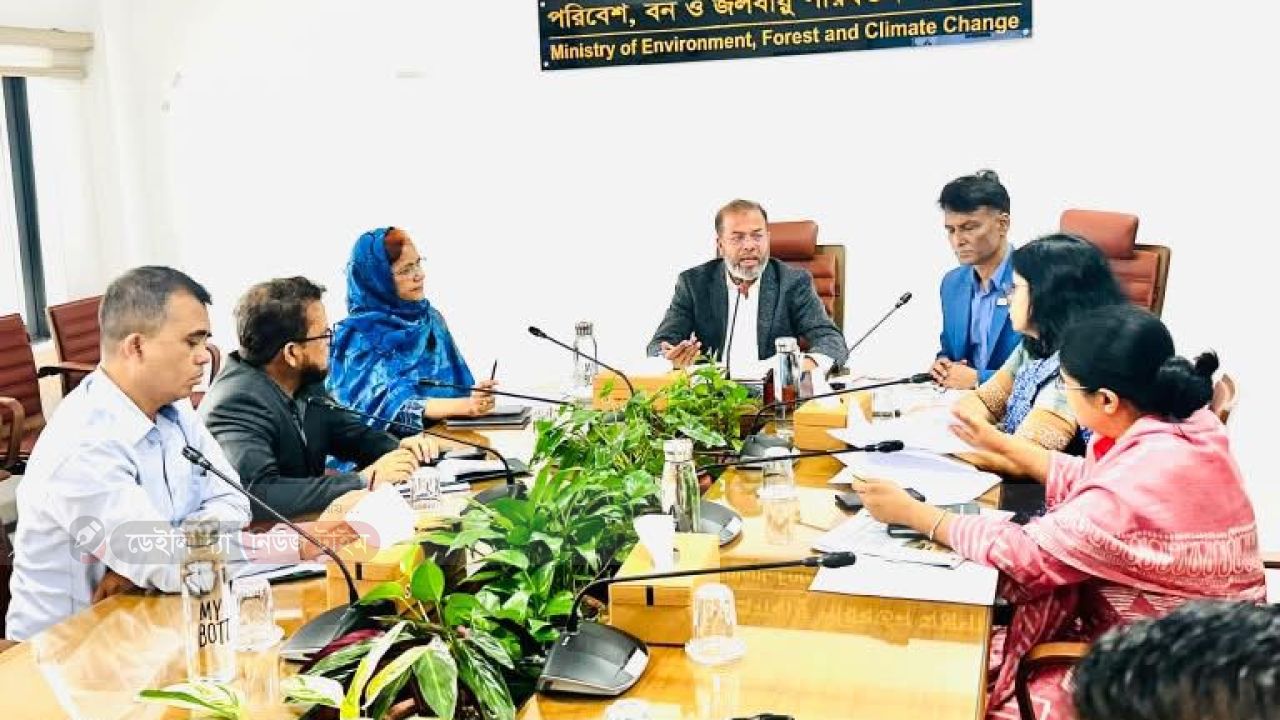 পাহাড় ও টিলা কাটা বন্ধে প্রতিমন্ত্রীর কঠোর নির্দেশনা, তদন্ত কমিটি গঠন