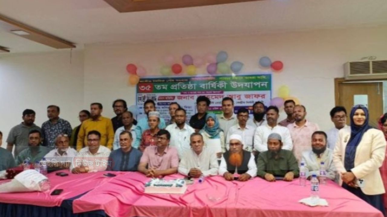 গনতন্ত্র ও গণমানুষের স্বার্থে গণমাধ্যম সপ্তাহের রাষ্ট্রীয় স্বীকৃতি দেওয়া উচিত 