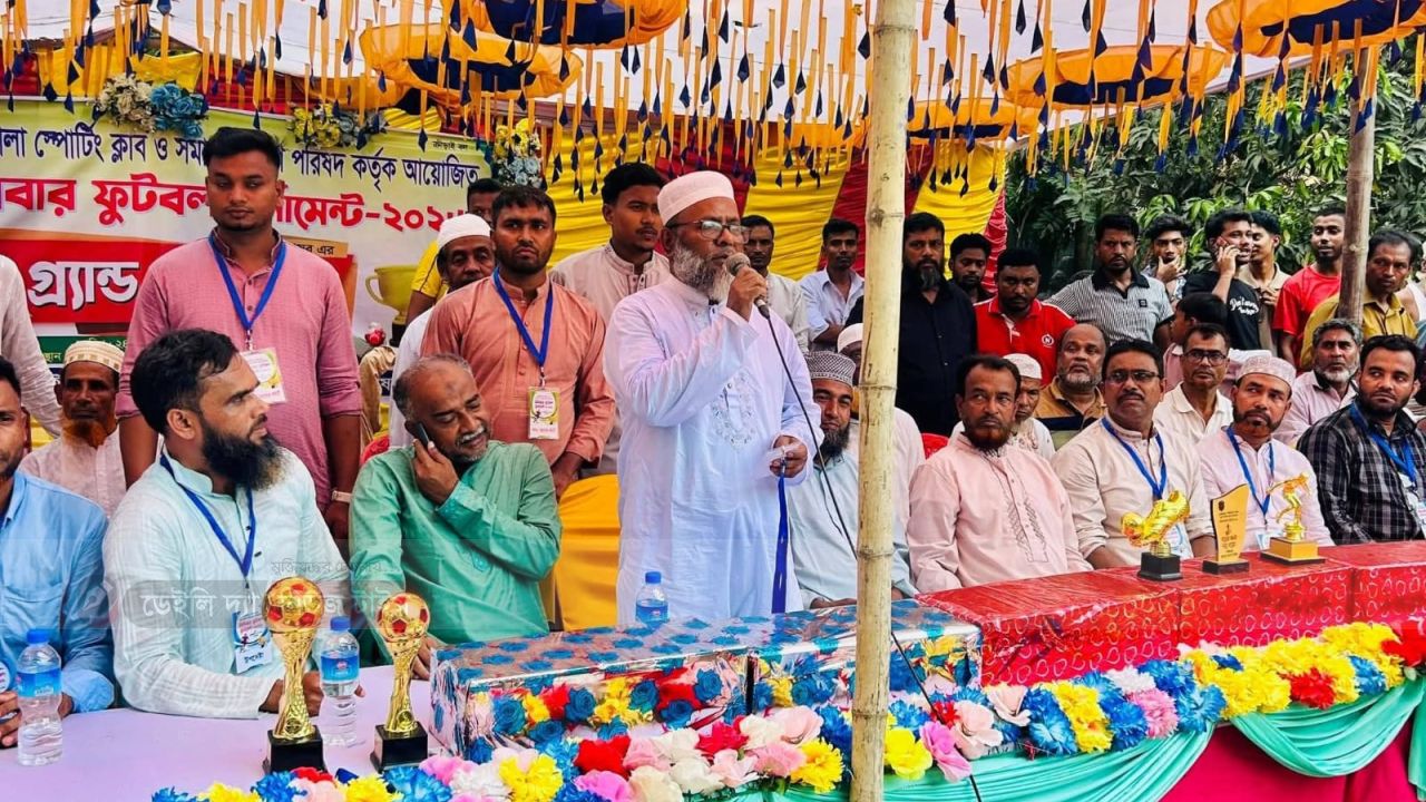 ভোলাইটোলা স্পোর্টিং ক্লাব ফুটবল টুর্নামেন্টের ফাইনাল সম্পন্ন: প্রধান অতিথির বক্তব্যে অধ্যক্ষ বেলায়েত হোসেন
