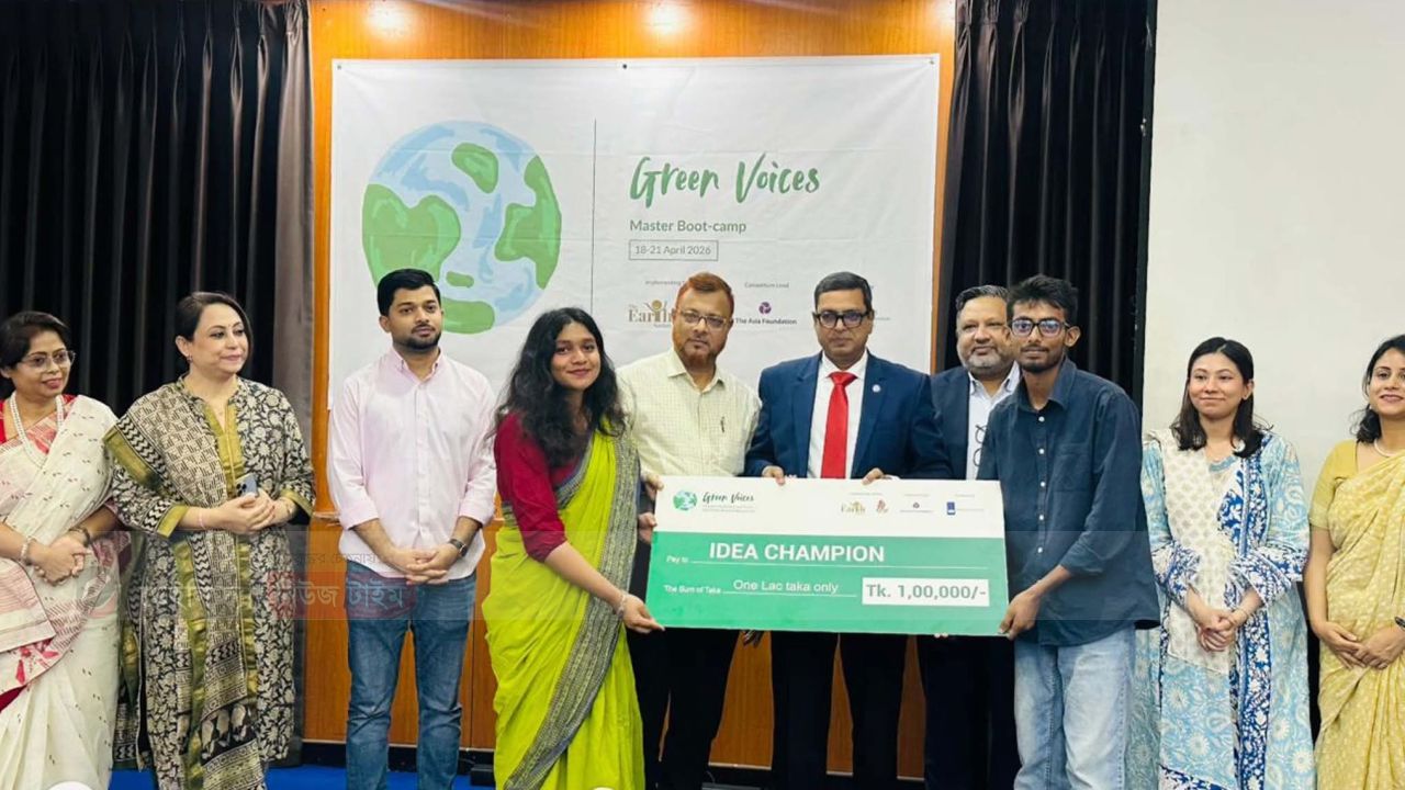 রাবির দুটো টিম আইডিয়া চ্যাম্পিয়নশিপে পুরস্কার পেয়েছে